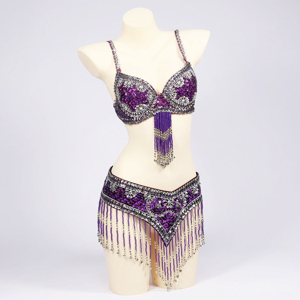 KLHHG Women Belly Dance Clothes Eastern Style Beaded Bra and Belt 2pcs Set  Beaded Costumes (Color : Purple, Size : One Size) : : Clothing,  Shoes & Accessories