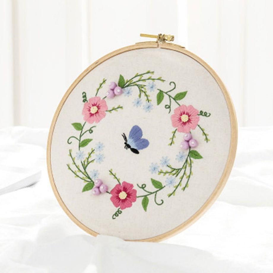 Flowers Embroidery Kit for Beginners – TaylorMade NW